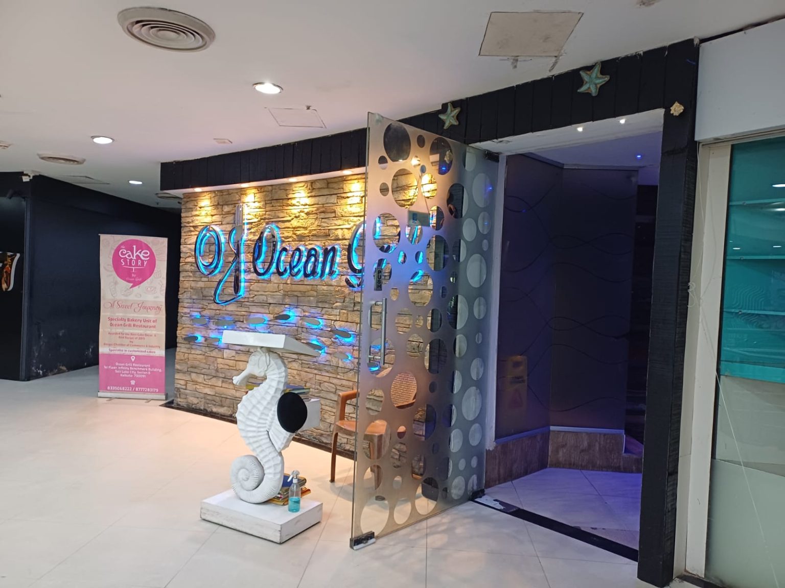 shops available for rent